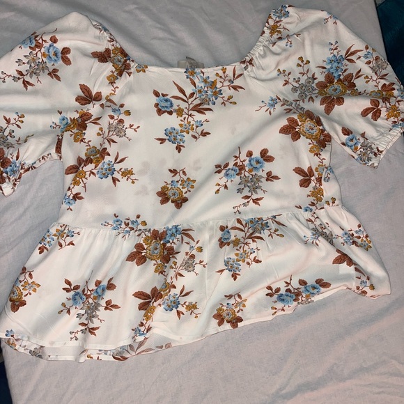 Loft Outlet Floral Raglan Sleeve Top Size Medium - Picture 13 of 13